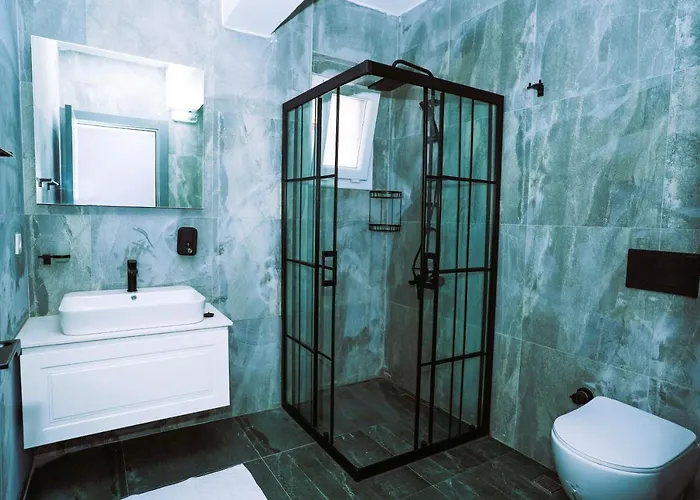 4 Bedroom Ensuite Private With Swimming Pool * Дальян