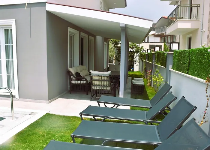 4 Bedroom Ensuite Private With Swimming Pool Дальян